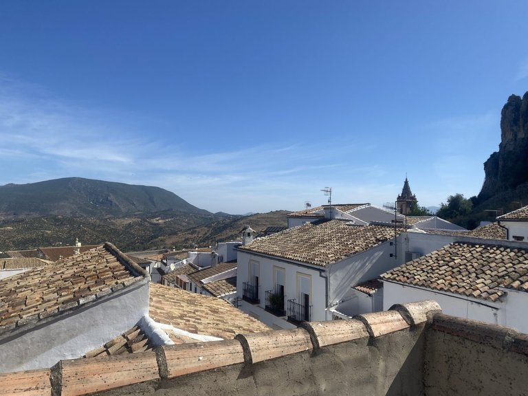 Town House for Sale in Zahara de La Sierra, Andalucia 4