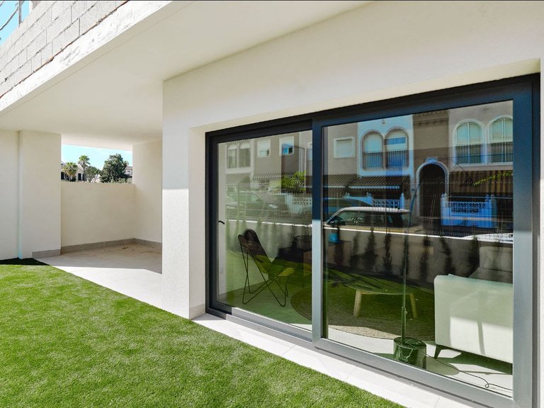 Apartment for Sale in Torrevieja, Alicante 1