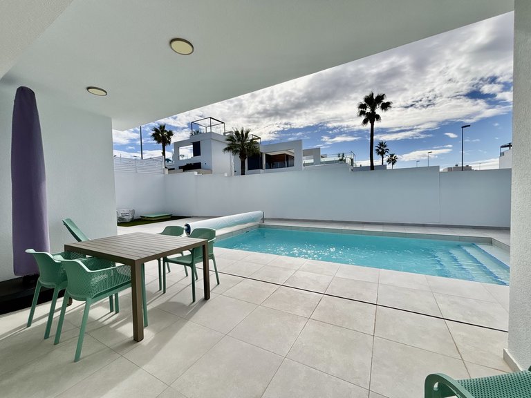 Villa for Sale in Benijófar, Alicante 24