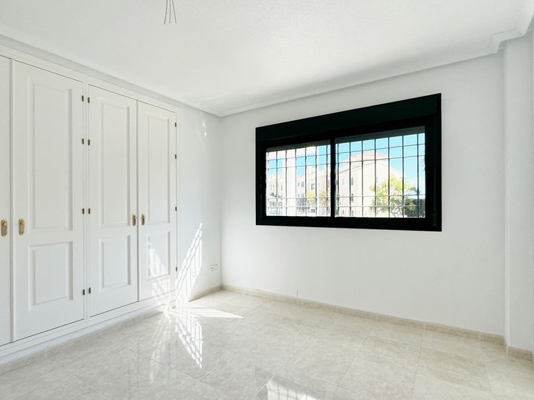 Apartment for Sale in Orihuela Costa, Alicante 16