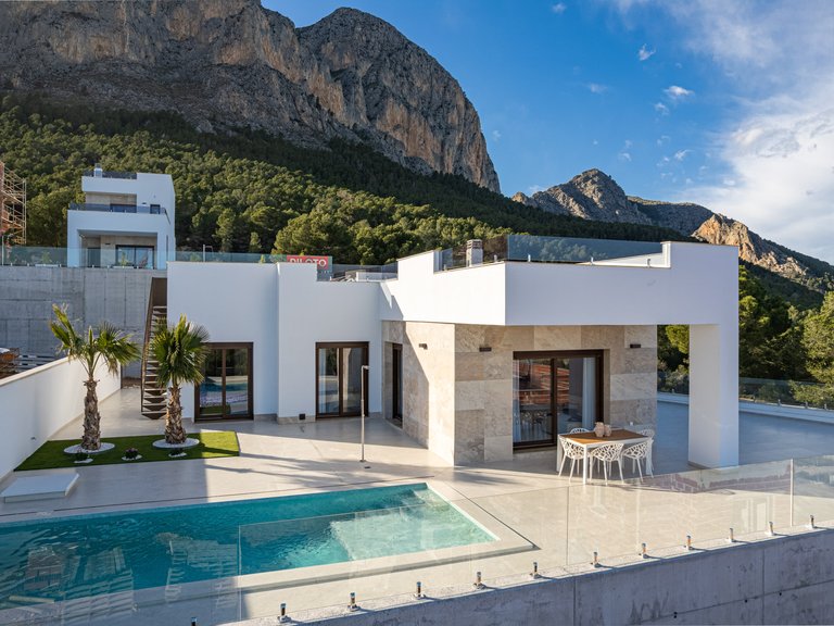 Villa for Sale in Polop, Alicante 18