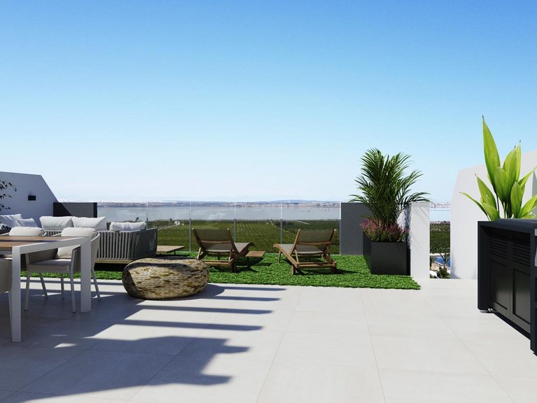 Penthouse for Sale in Torrevieja, Alicante 5