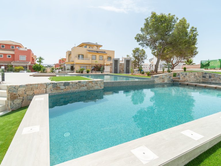 Apartment for Sale in Torrevieja, Alicante 10