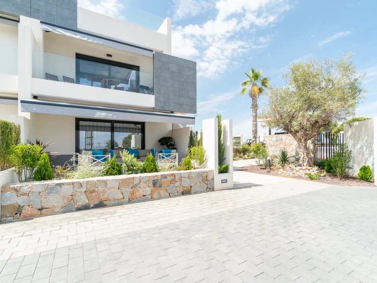 Apartment for Sale in Torrevieja, Alicante 15