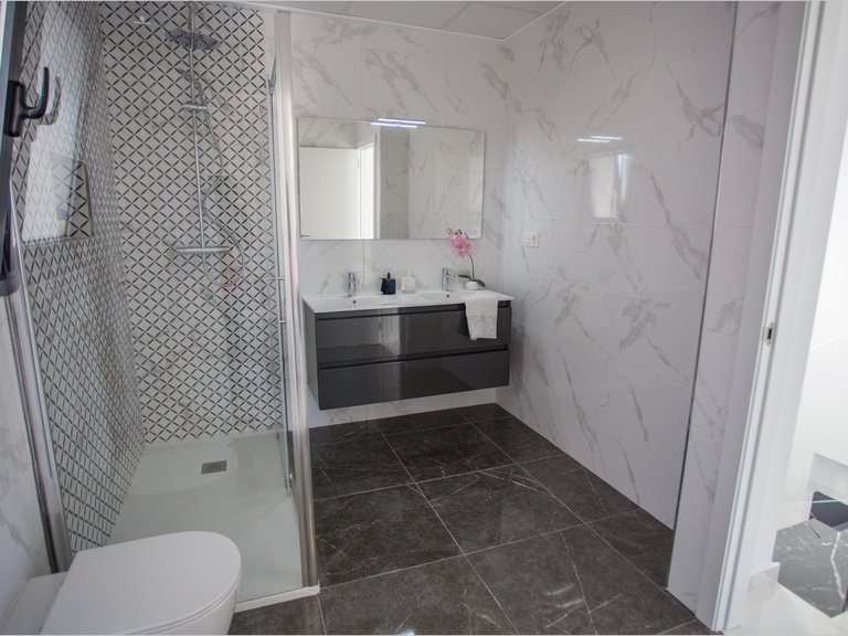 Villa for Sale in Los Montesinos, Alicante 12