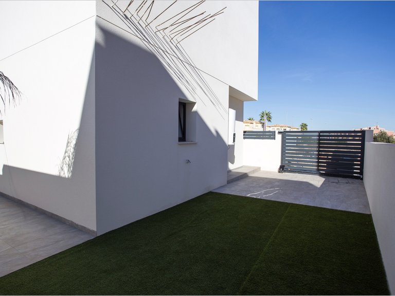 Villa for Sale in Los Montesinos, Alicante 19