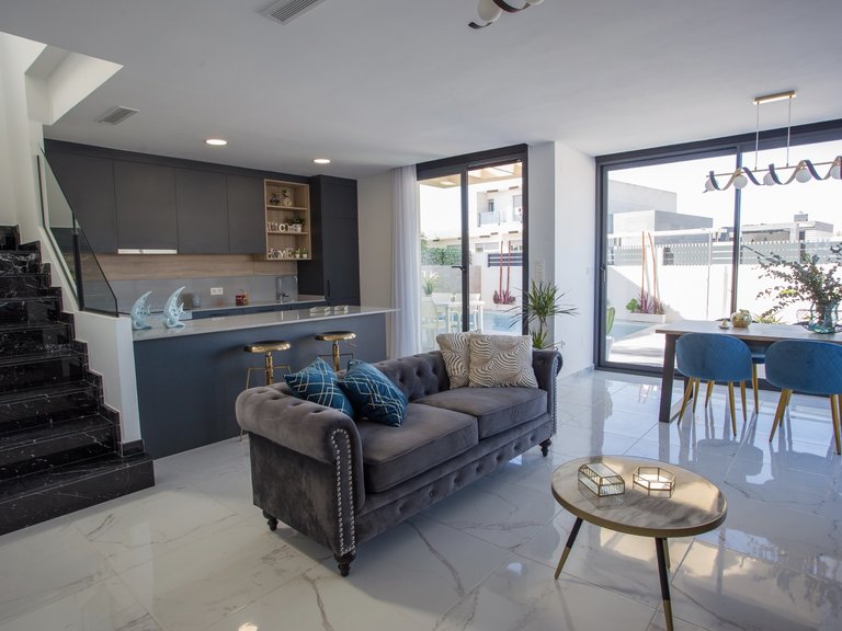 Villa for Sale in Los Montesinos, Alicante 2