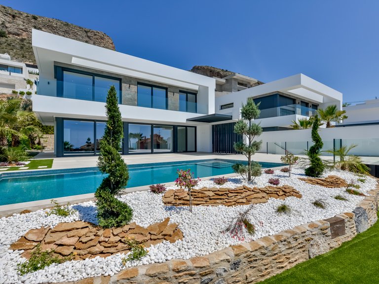 Villa for Sale in Finestrat, Alicante 19