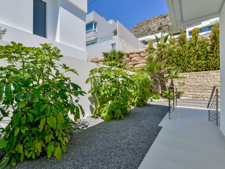 Villa for Sale in Finestrat, Alicante 4