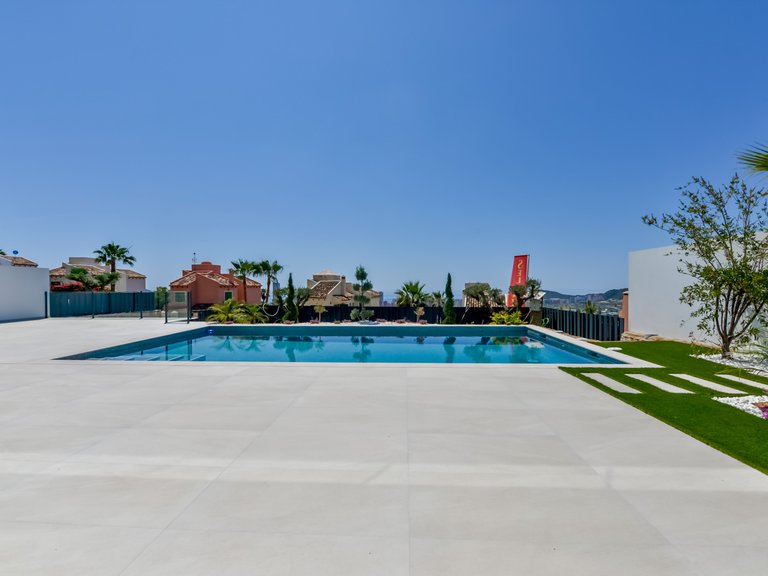 Villa for Sale in Finestrat, Alicante 8