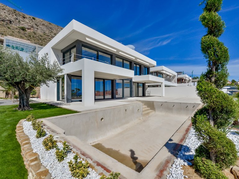 Villa for Sale in Finestrat, Alicante 9