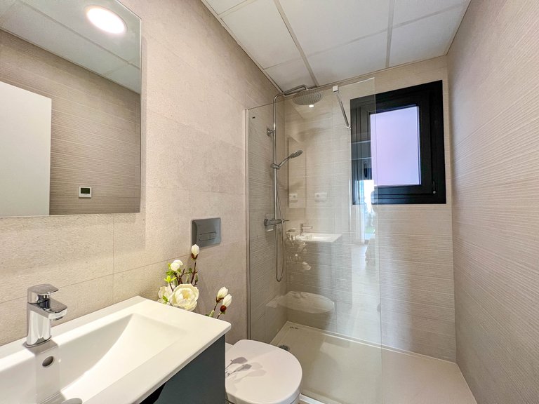 Apartment for Sale in Torrevieja, Alicante 19