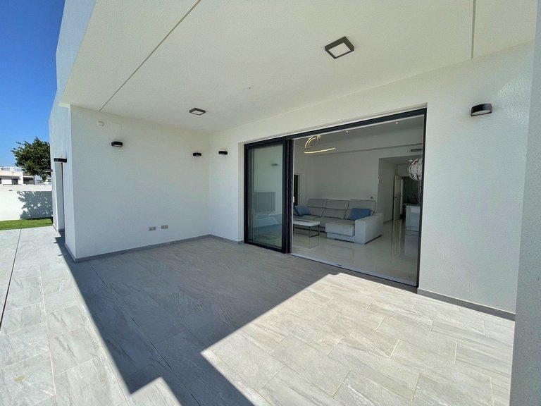 Villa for Sale in Rafal, Alicante 4