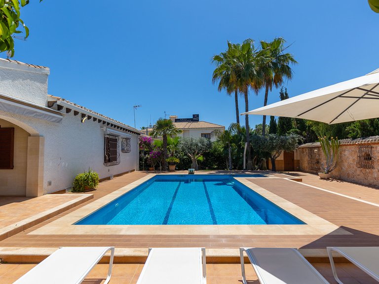 Villa for Sale in Costa Blanca Orihuela Costa, Alicante 6