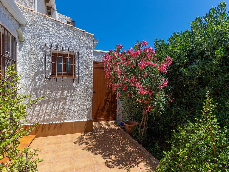 Villa for Sale in Costa Blanca Orihuela Costa, Alicante 25