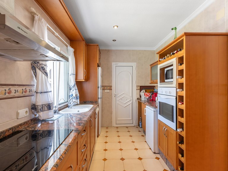 Villa for Sale in Torrevieja, Alicante 10