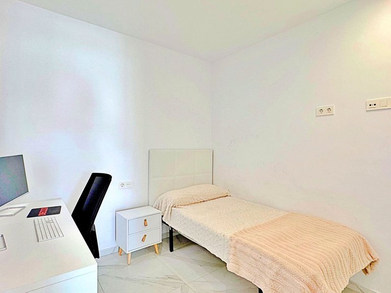 Town House for Sale in Costa Blanca Torrevieja, Alicante 23