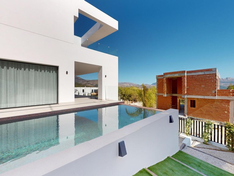 Villa for Sale in Polop, Alicante 39