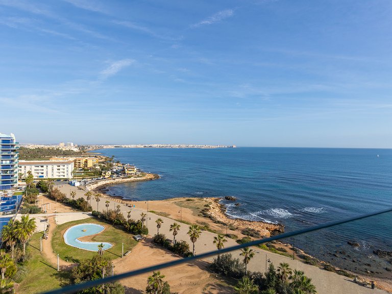 Penthouse for Sale in Torrevieja, Alicante 24