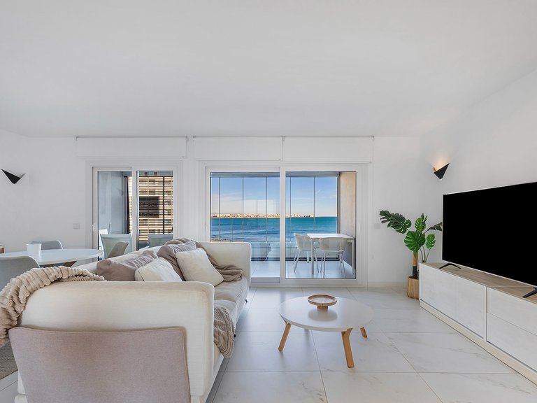 Apartment for Sale in Costa Blanca Torrevieja, Alicante 1