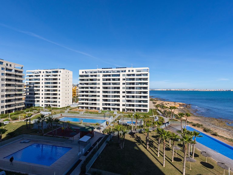 Apartment for Sale in Costa Blanca Torrevieja, Alicante 37