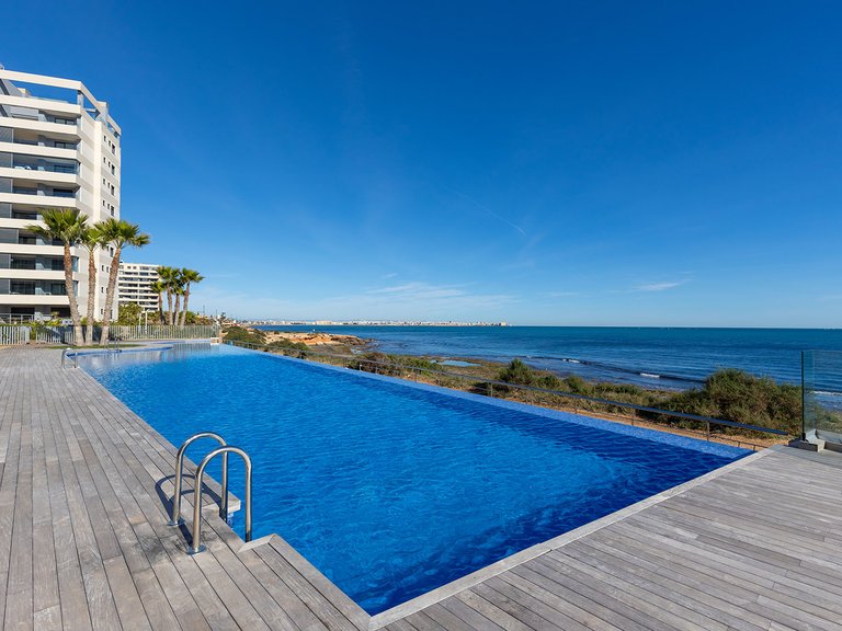 Apartment for Sale in Costa Blanca Torrevieja, Alicante 33