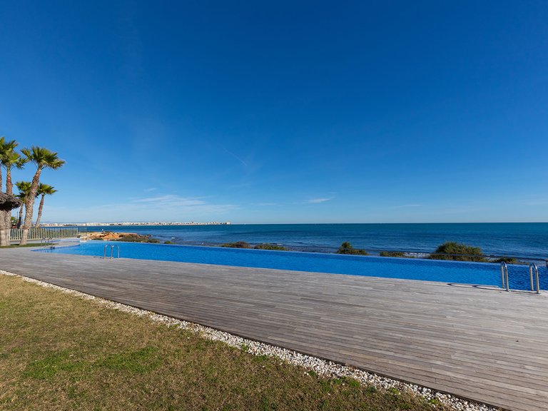 Apartment for Sale in Costa Blanca Torrevieja, Alicante 40