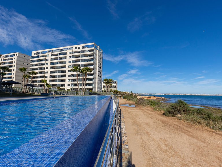 Apartment for Sale in Costa Blanca Torrevieja, Alicante 35