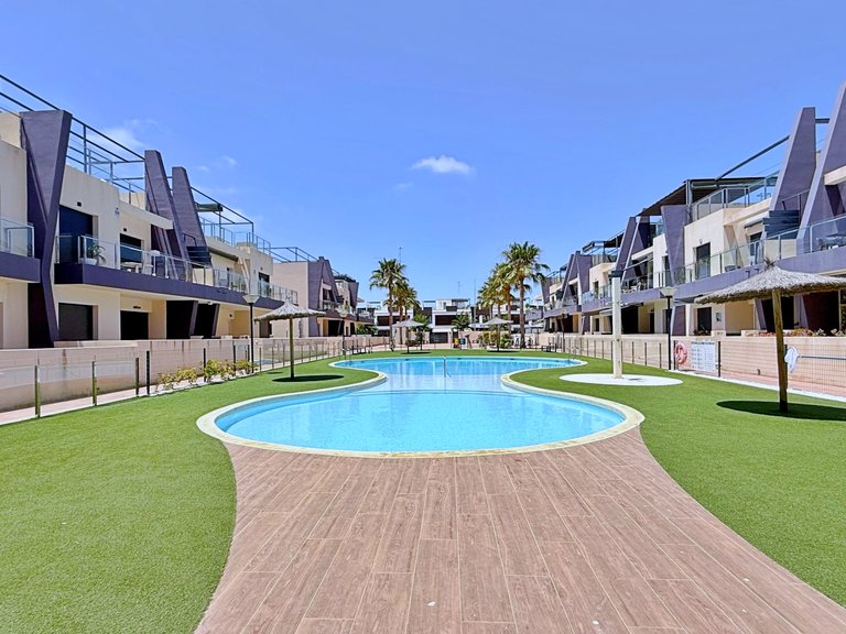 Penthouse for Sale in Costa Blanca Pilar De La Horadada, Alicante 44