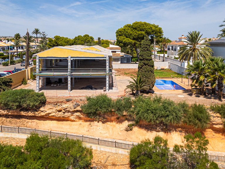 Villa for Sale in Orihuela Costa, Alicante 4