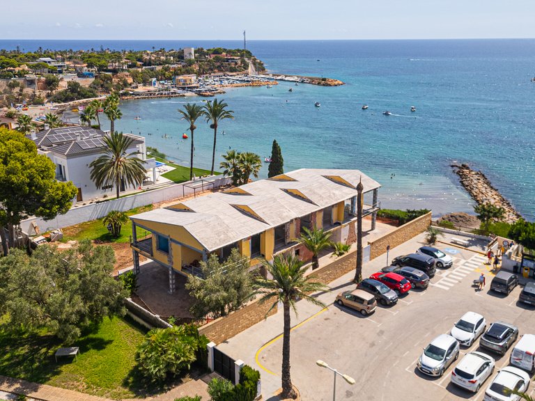 Villa for Sale in Orihuela Costa, Alicante 7