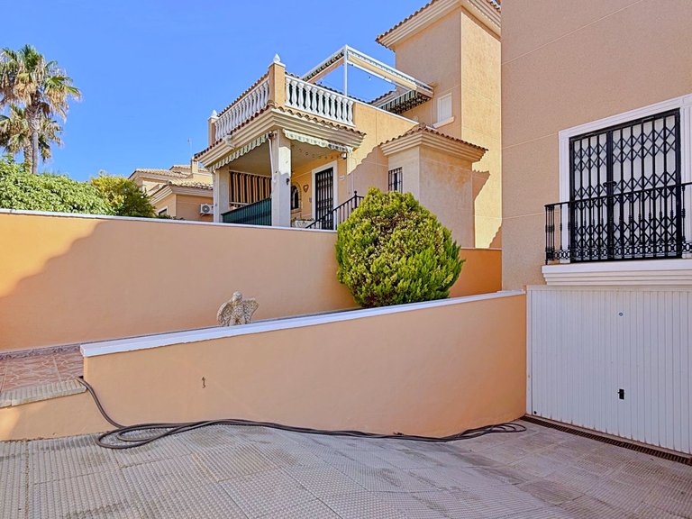 Villa for Sale in Orihuela, Alicante 6