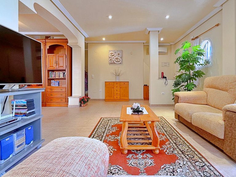 Villa for Sale in Orihuela, Alicante 24