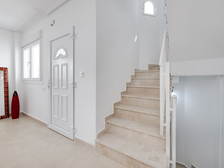 Villa for Sale in San Fulgencio, Alicante 7