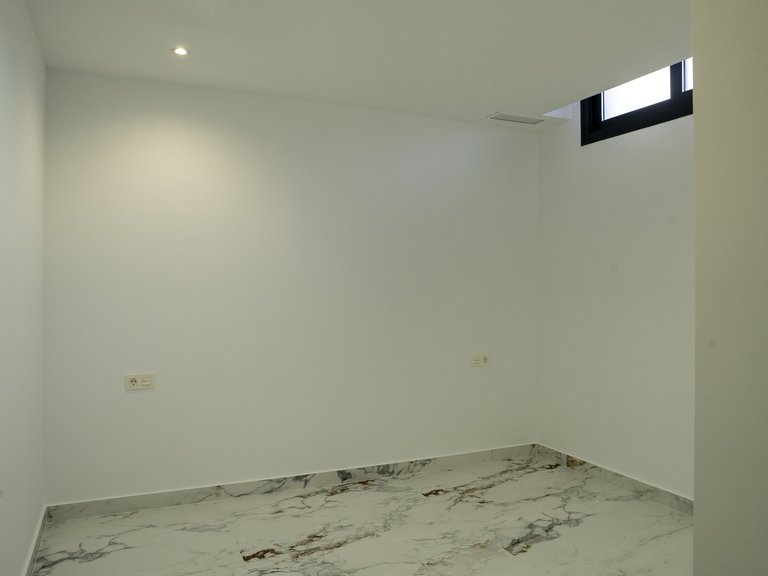 Villa for Sale in La Nucia, Alicante 44