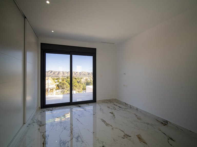 Villa for Sale in La Nucia, Alicante 46