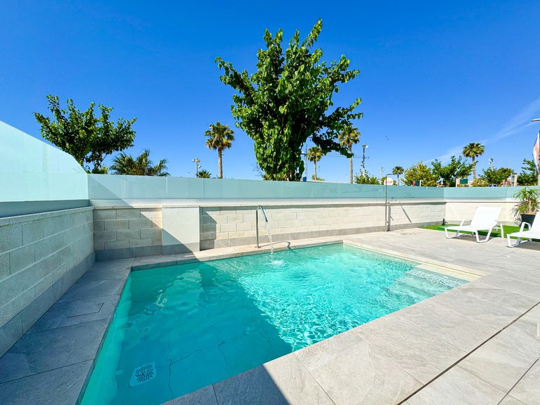 Villa for Sale in Pilar De La Horadada, Alicante 2