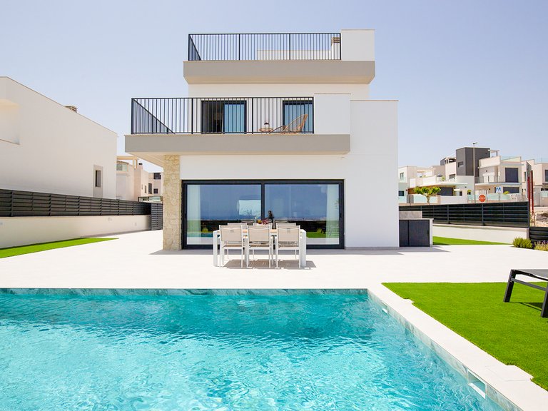 Villa for Sale in San Miguel De Salinas, Alicante 1