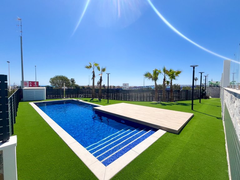 Apartment for Sale in Guardamar Del Segura, Alicante 2