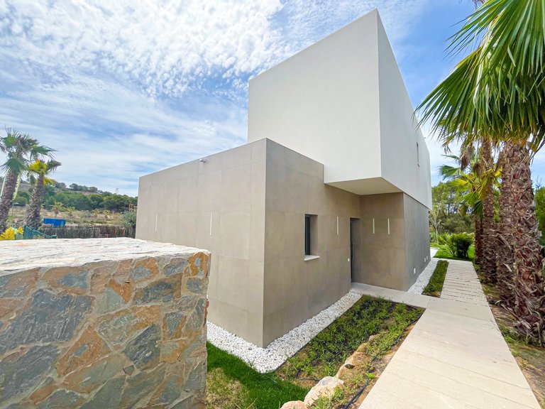 Villa for Sale in Orihuela, Alicante 4