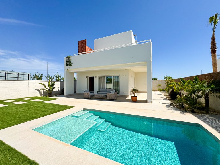 Villa for Sale in Pilar De La Horadada, Alicante 27