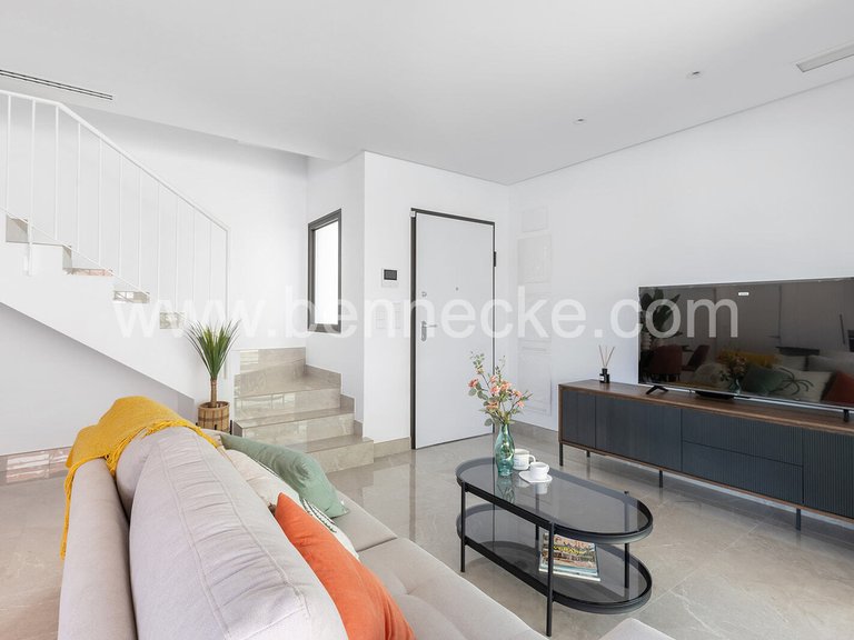 Villa for Sale in Elche, Alicante 10