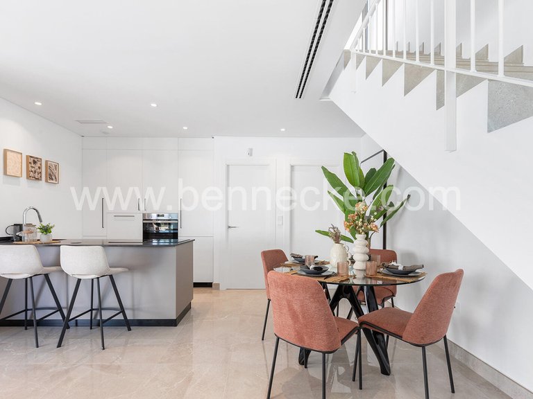 Villa for Sale in Elche, Alicante 14