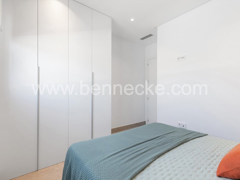 Villa for Sale in Elche, Alicante 21