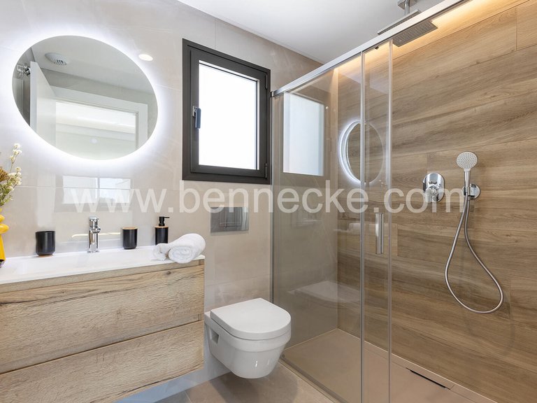 Villa for Sale in Elche, Alicante 22