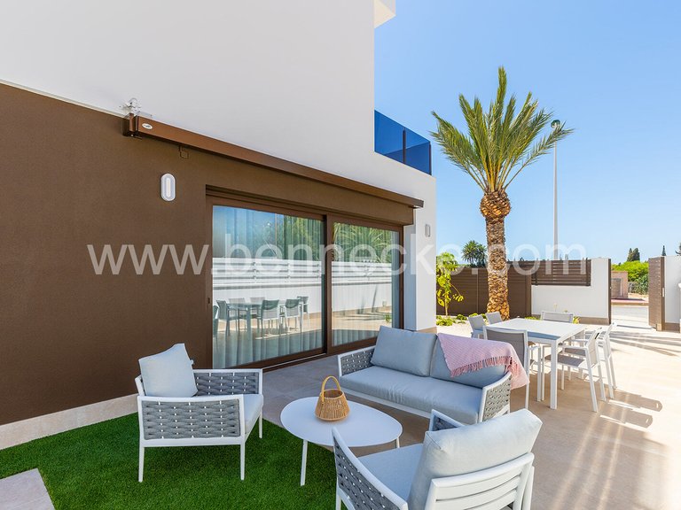 Villa for Sale in Elche, Alicante 27