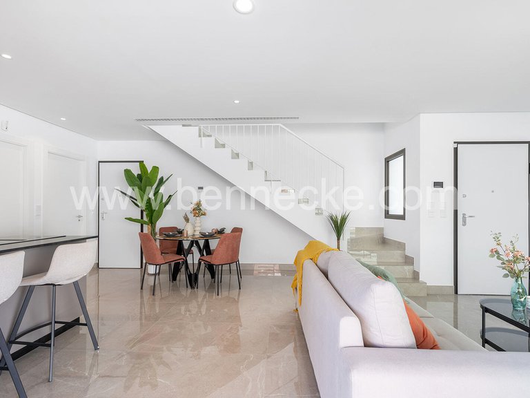Villa for Sale in Elche, Alicante 9