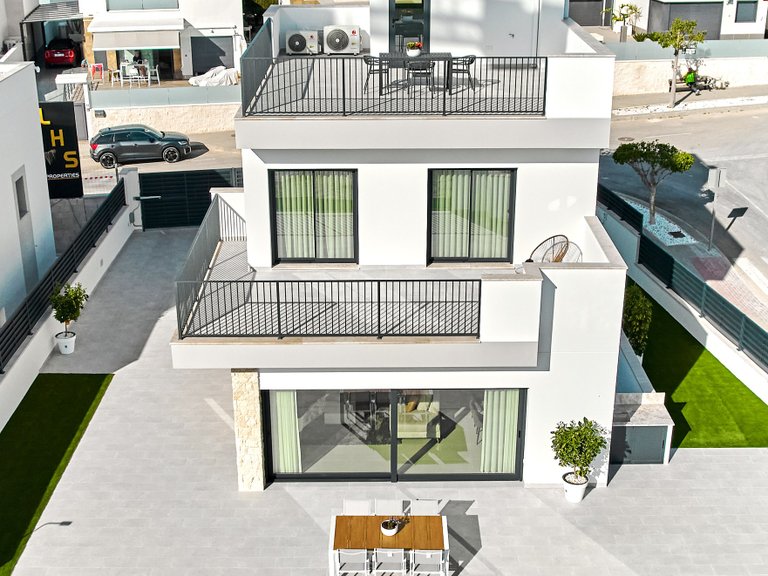 Villa for Sale in San Miguel De Salinas, Alicante 4