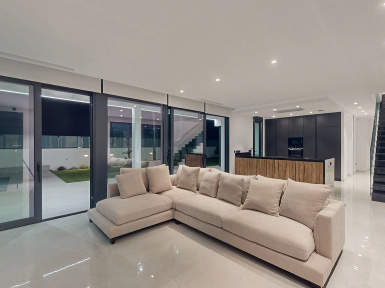 Villa for Sale in Finestrat, Alicante 10