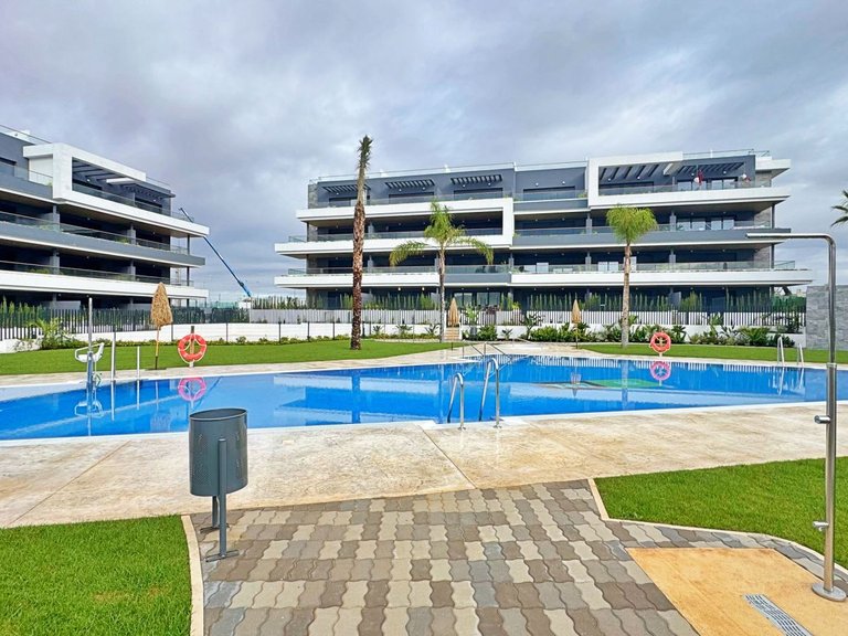 Apartment for Sale in Torrevieja, Alicante 20